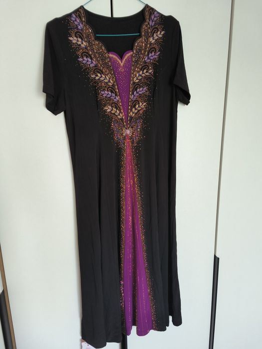 Платье нарядное новое