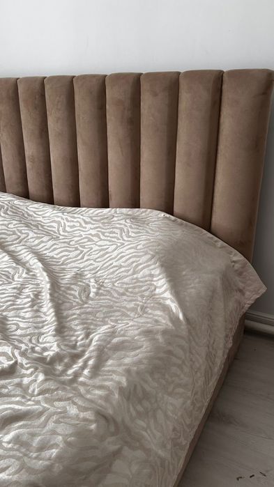 Кровать и Шифонер продам