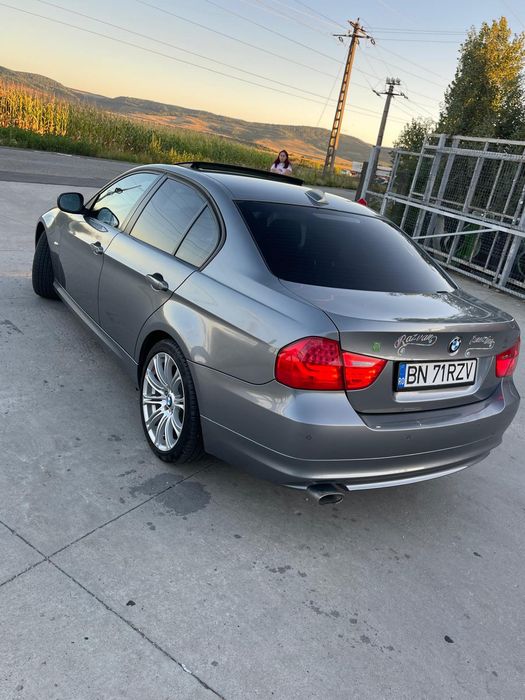 BMW E90 lci Facelift .An 2012. Motor 2.0 d 184 cp  filtru activ. 290 mi km reali. Cutie automata.