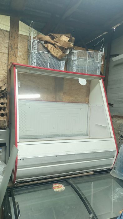 Продам морозильник