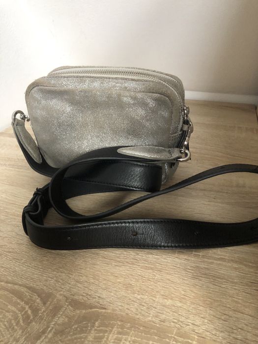 Geanta piele naturala argintie