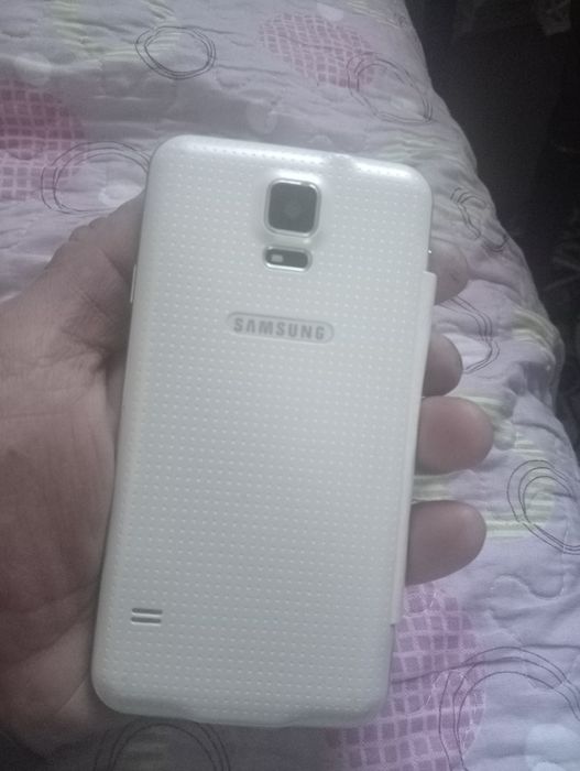 Самсунг Галакси.  S 5.