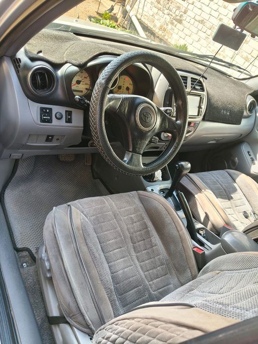 Продается RAV4 2002 года