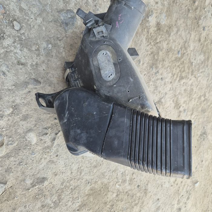 Корпус воздухана ауди а4 В5