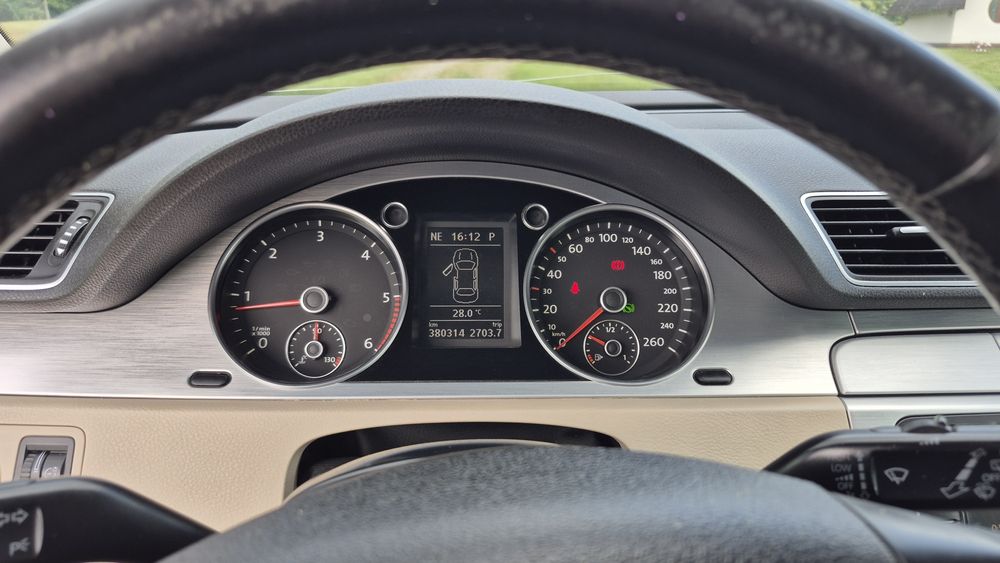 Volkswagen Passat B6