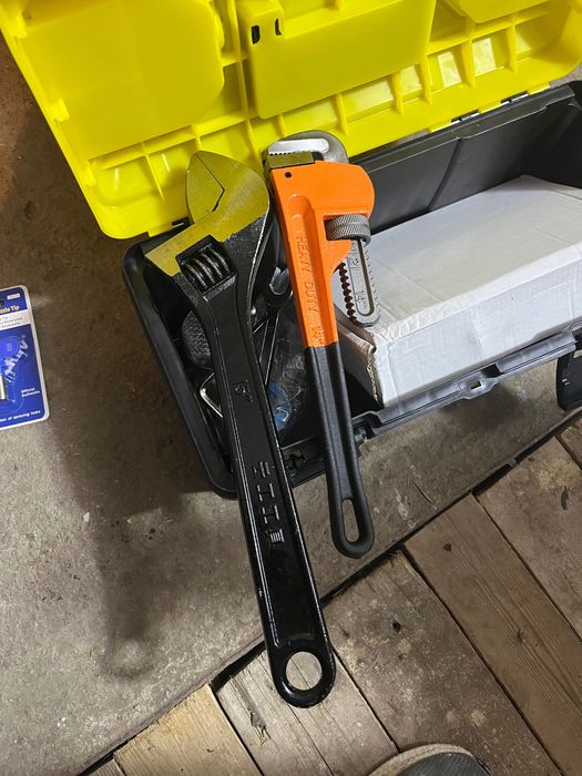 Машина за безвъздушно шпакловане и боядисване 10литра в минута