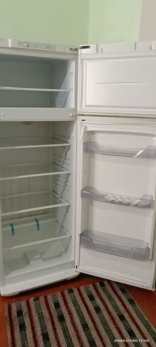 Холодильник  бирюса