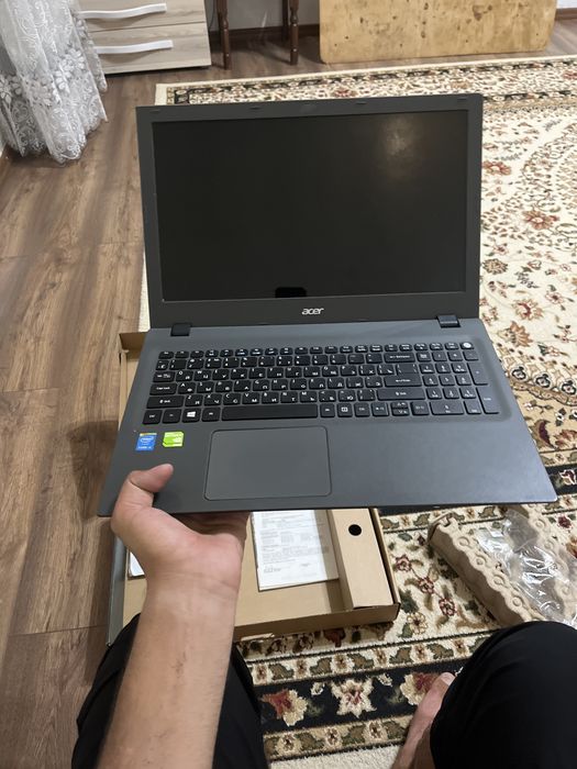 Ноутбук Acer Aspire E15