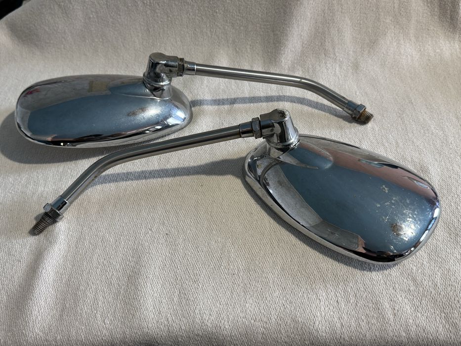 Два броя огледала за мотор