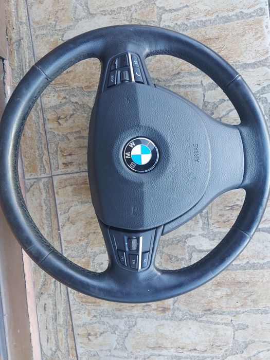Volan Bmw F10, F11, din piele cu comenzi