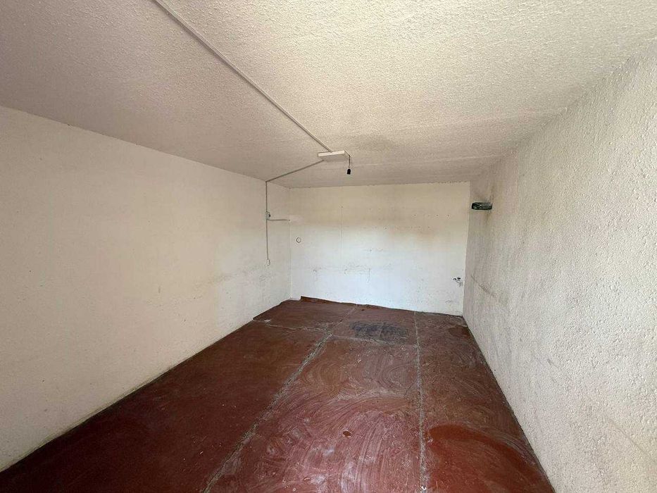 1 XONALI kvartira magzini bilan birga sotiladi