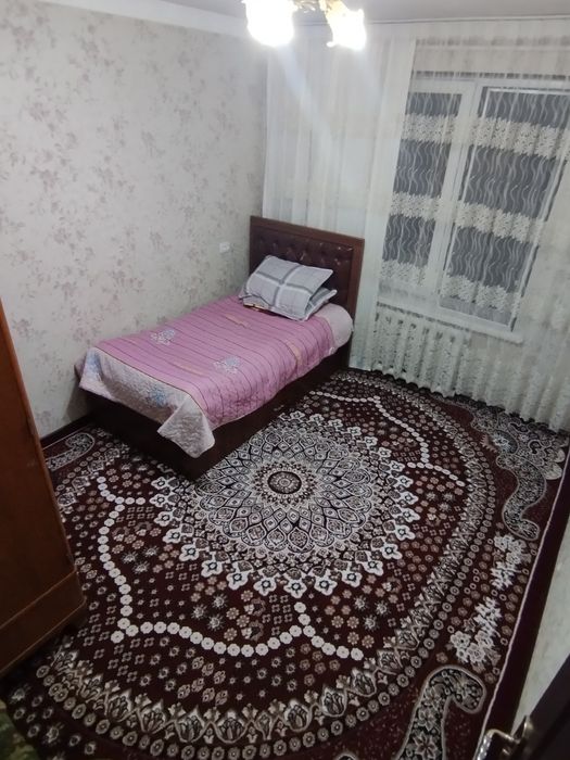 Uchtepa tumani 15-kvartalda 4-xonali uy sotiladi