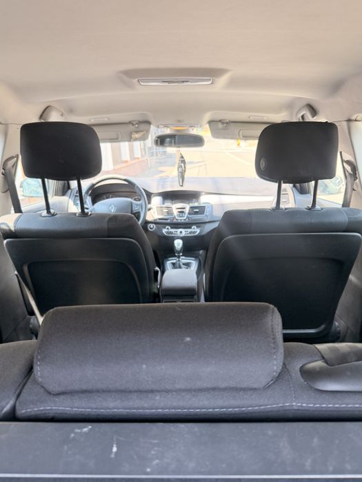 Renault Laguna 3 2010 euro 5
