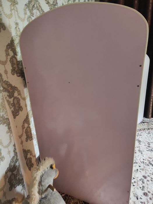 Bolalar divani ikki etajli