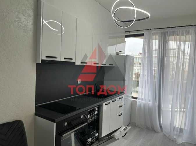 Дава се под наем Тристаен апартамент в Варна, Чайка - 110 кв.м за 1000 € - Снимка #1