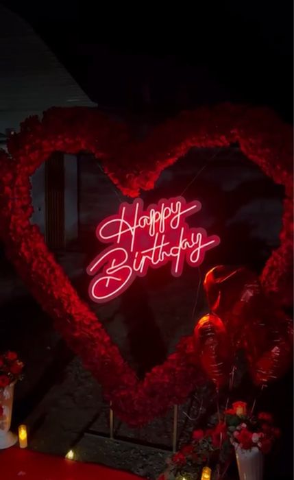 Неоновая вывеска АКЦИЯ!!