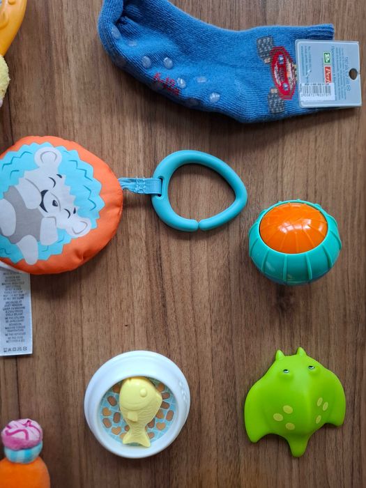 Лот бебешки играчки, 0 месеца+