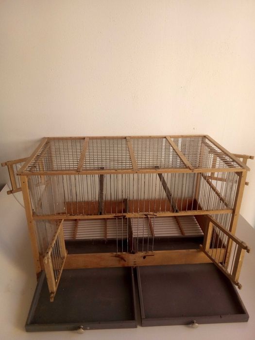 Клетки за пренос,обучение и развъждане на канарчета.