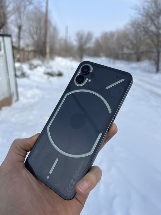 Продам nothing phone 1
