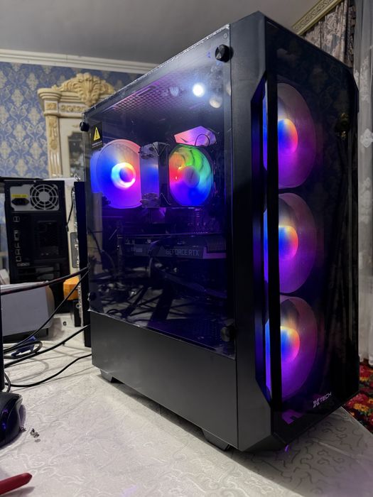 Gaming pc sotiladi core i7 8700k