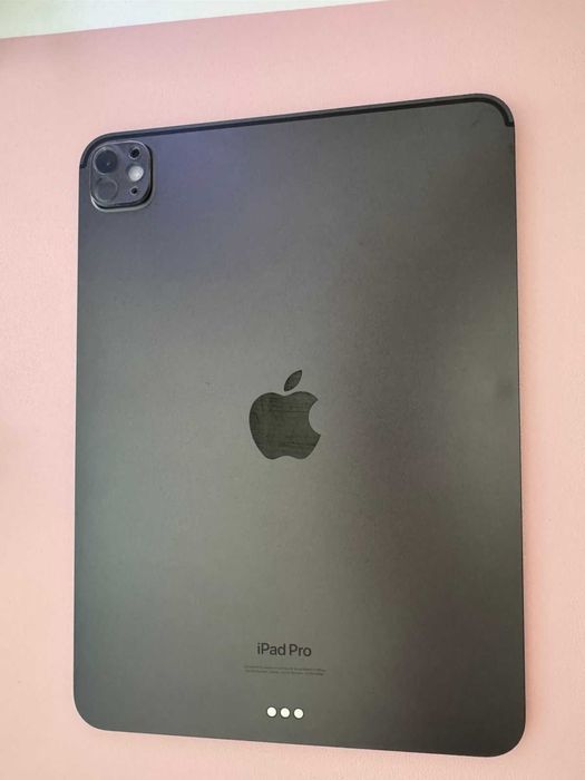 Продам IPad Pro 11/ M4/ 256/ Wi-Fi