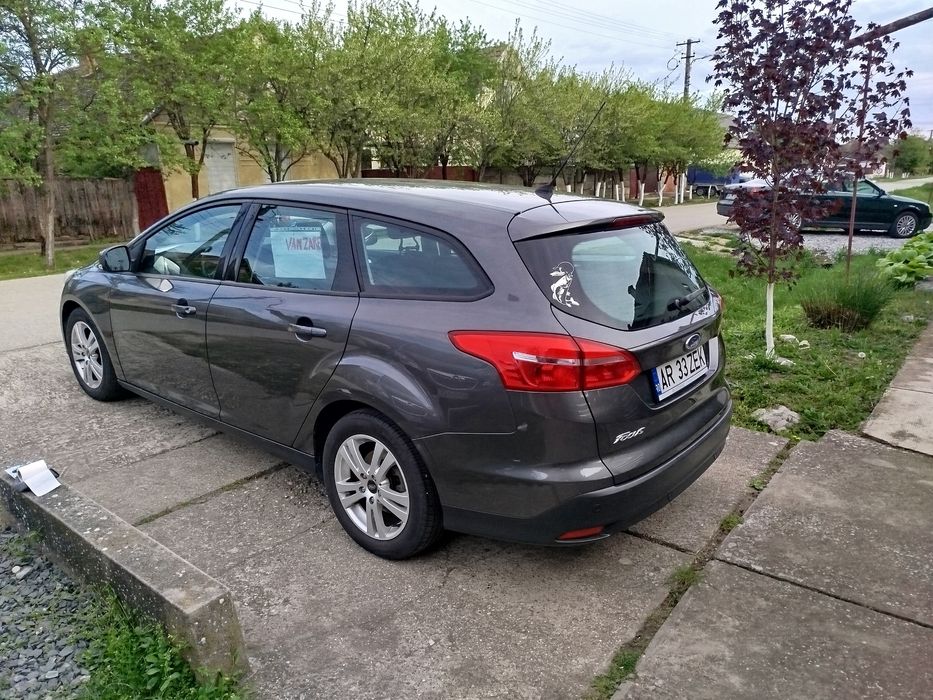 FORD Focus 2015 — imagine 5