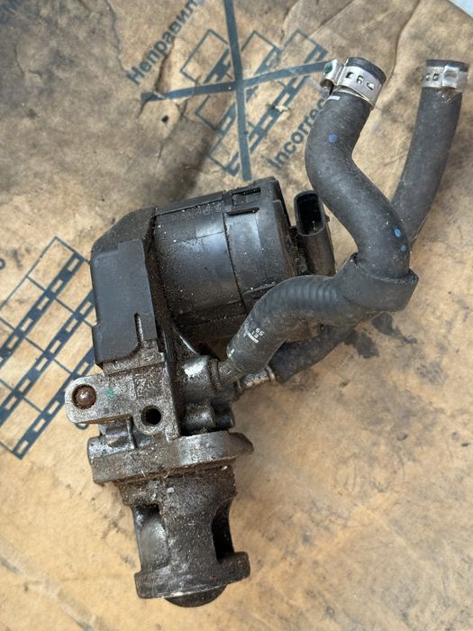 EGR клапан Bmw 123d n47 204кс бмв 123а е87 е81 е82 e87 e81 e82