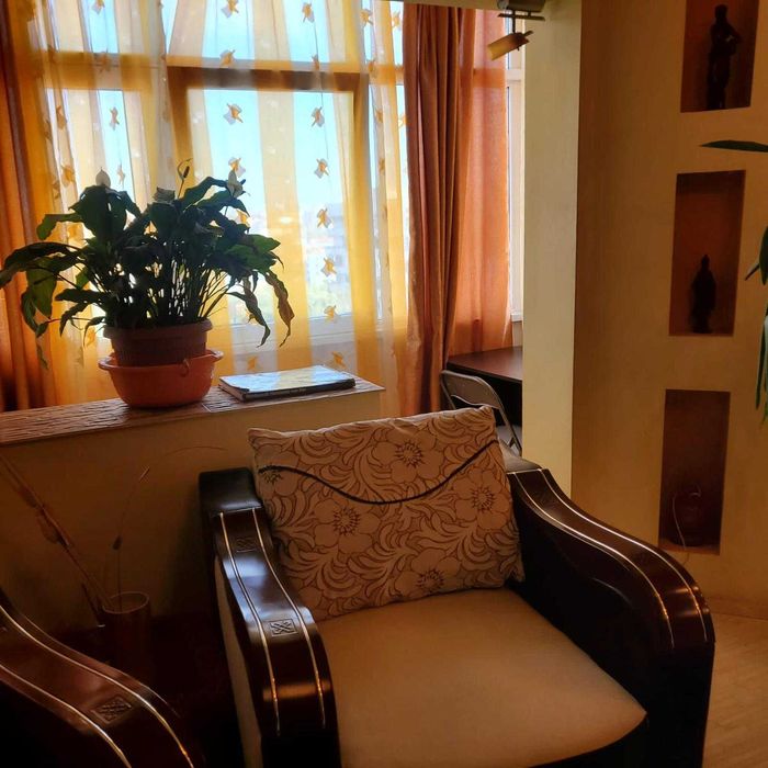 Inchiriez apartament 2 camere 1Mai Sala Polivalenta