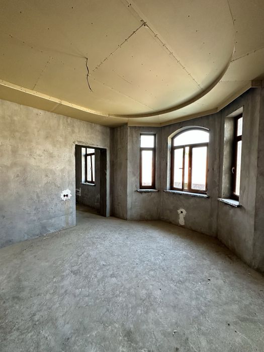 Янгиобод 4 сотих 10 та хона