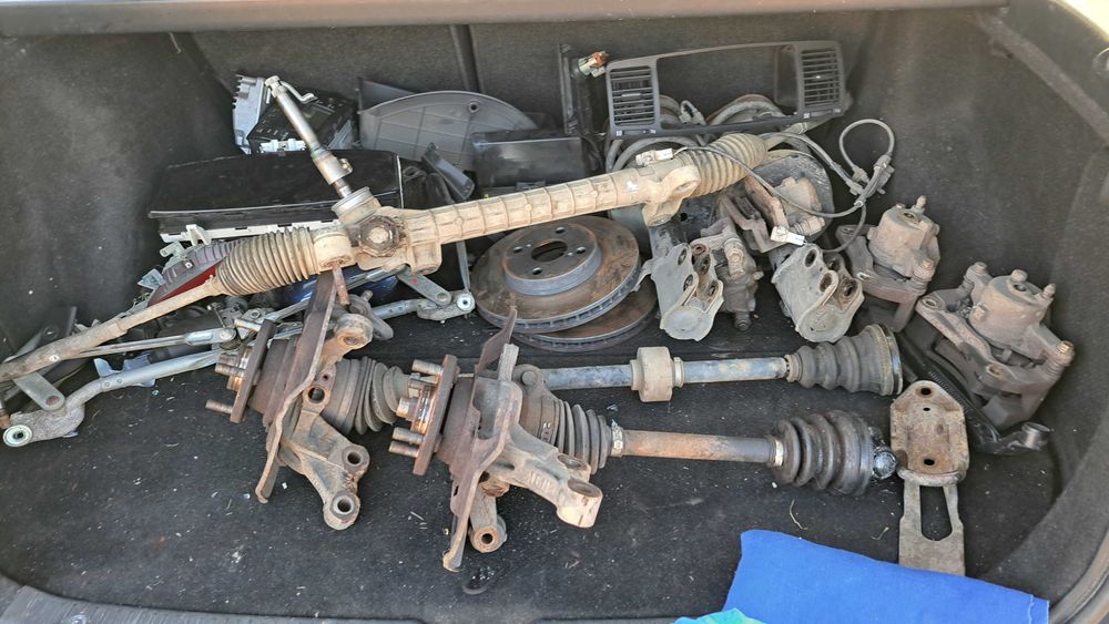 Toyota Corolla 1.6 vvti НА ЧАСТИ