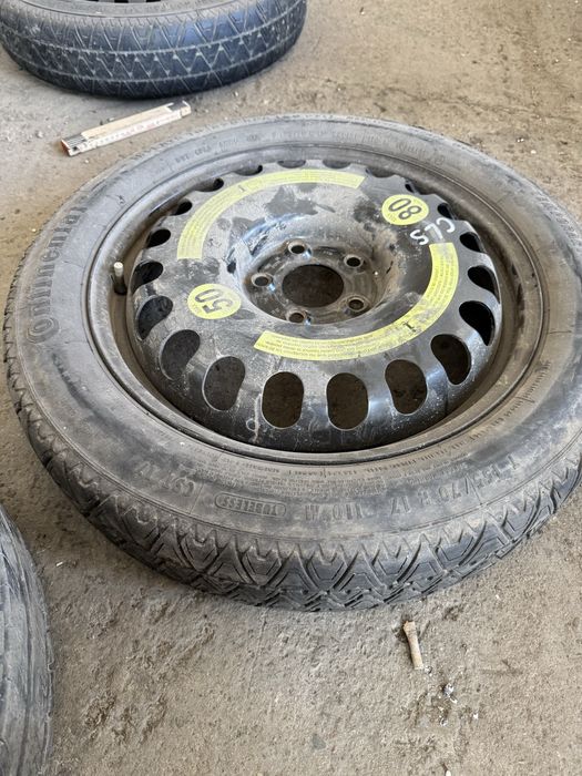 Резервна гума “тип патерица” Mercedes