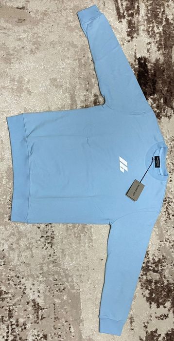 Vând bluza noua de bărbați Balenciaga