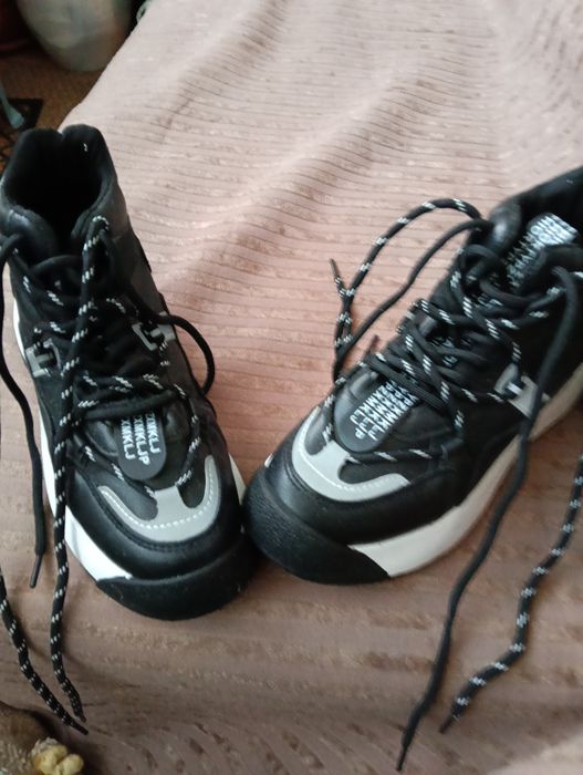 Нови обувки дамски