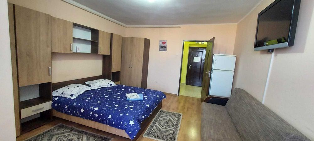 Apartamente in Regim Hotelier cu una camera Zona McDonald's, Mall City