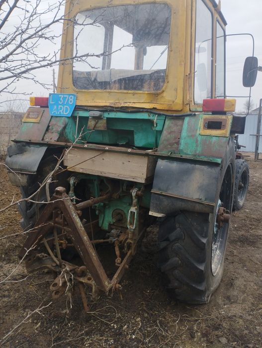 Срочно продается трактор