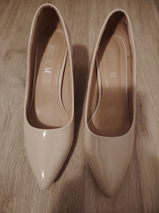 Pantofi dama noi