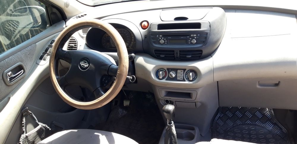 Nissan Almera Tino 2.2di