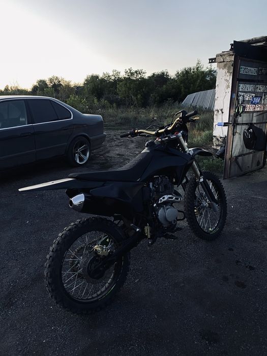 Продам эндуро 300 кубов