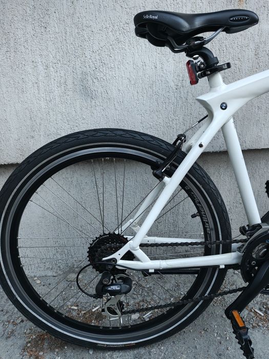 Bicicleta BMW 26 zoll alb perlat marime 175-185 cm Shimano Alivio 24 viteze