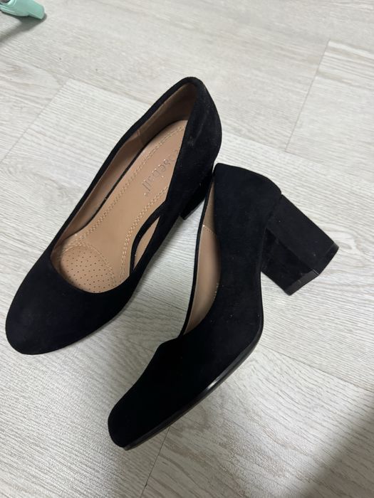 Продам туфли черный