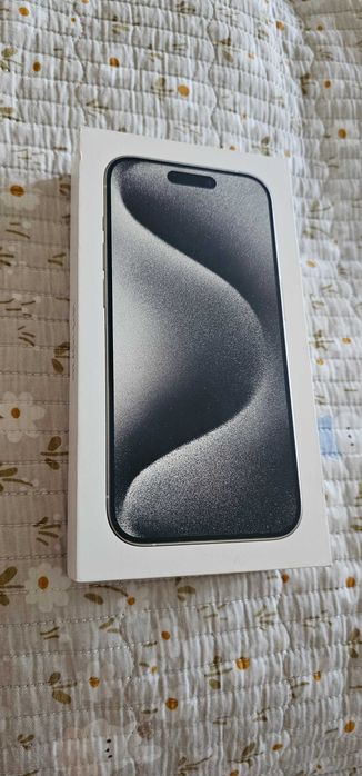 IPHONE 15 PRO 256g