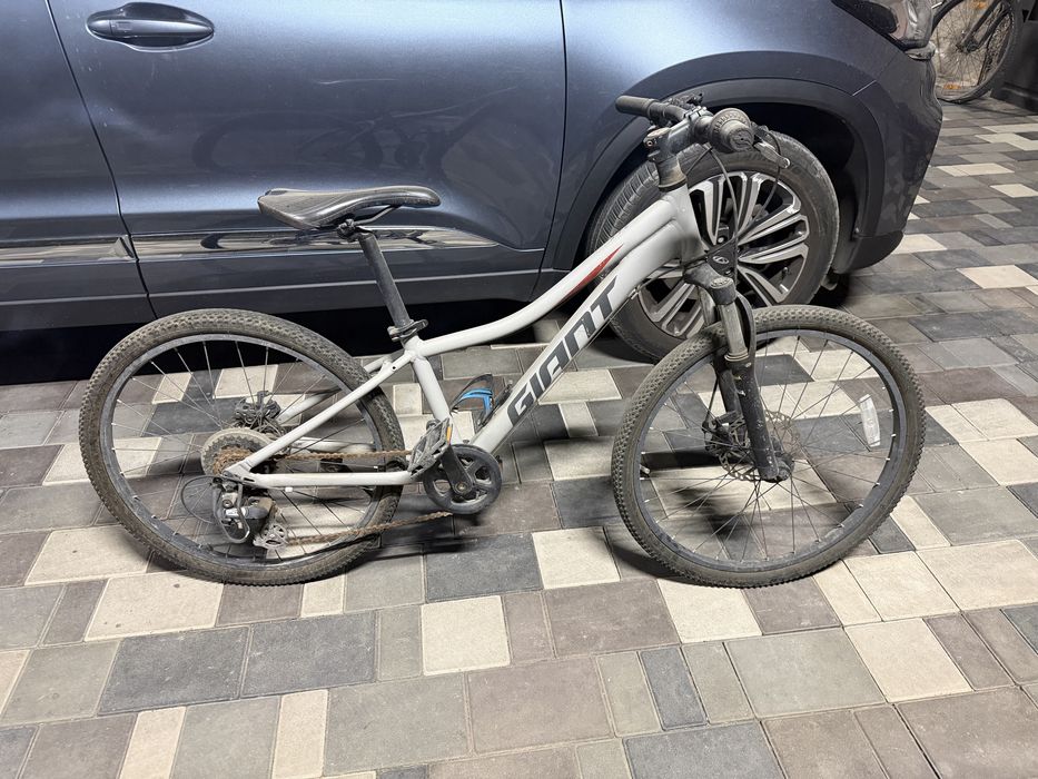 Продам подростковый велосипед Giant