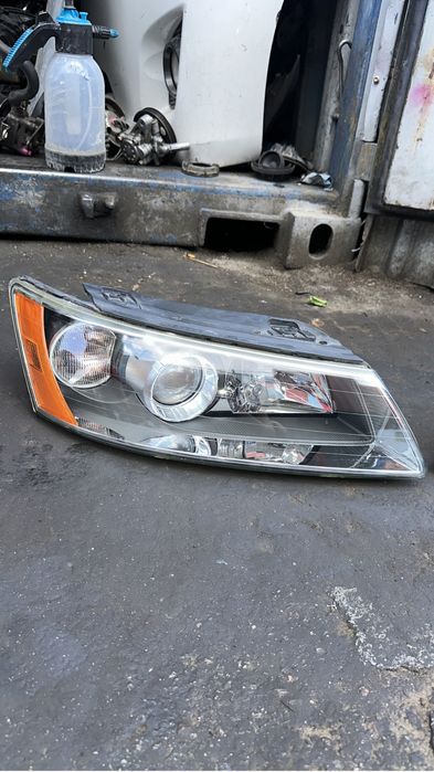Фары на Hyundai Sonata
