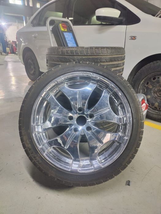 Диски R18, 8j, et 3/8, 5*114.