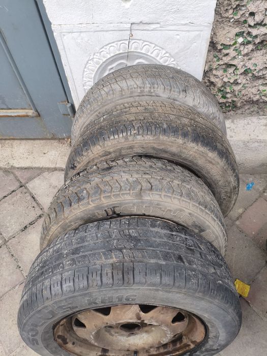 Резина на дисках Ауди