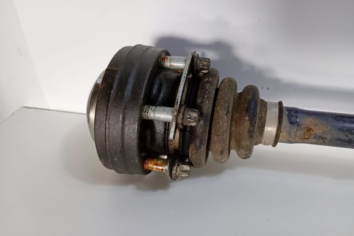 Planetara stanga spate 7533445 BMW Seria 3 E90/E91/E92/E93