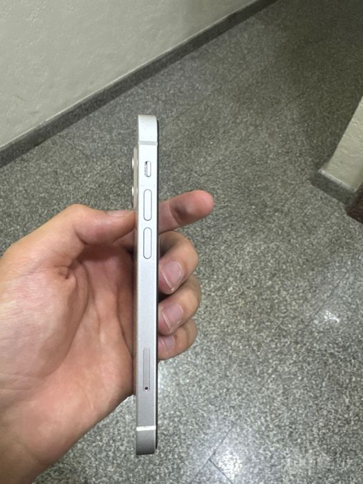 Iphone 12 mini.