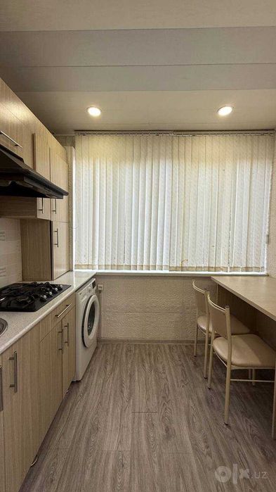 1 ком. переделанная в 2х ком. в кирпичном доме с удобствами