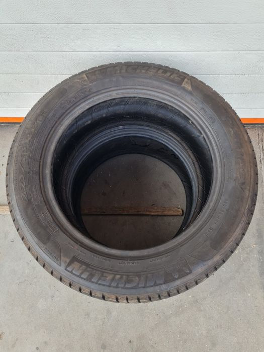 Летни гуми 2 броя MICHELIN Primacy HP 225 55 R17 дот 1612