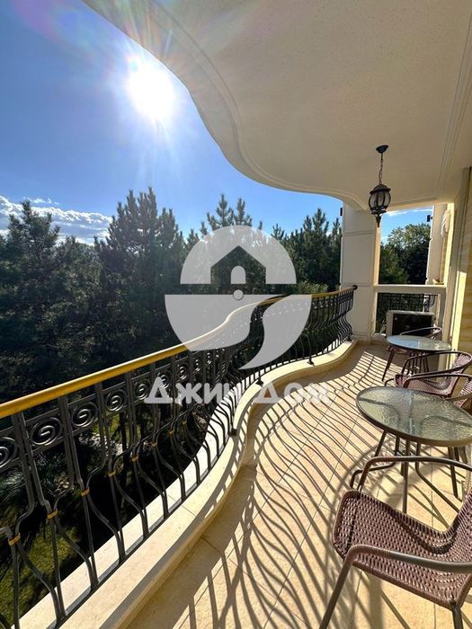 Продава се Тристаен апартамент в к.к. Слънчев бряг - 80 кв.м за 2238 €/кв.м - Снимка #3